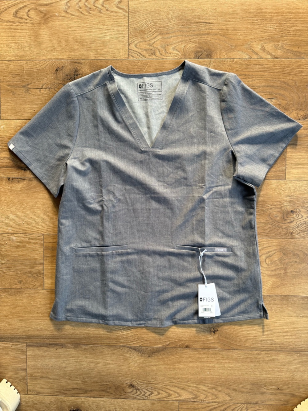 Figs Gray Short-Sleeve Scrub Top